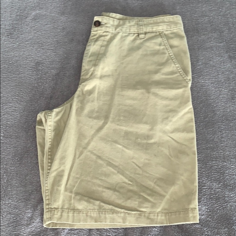 Men’s Faded Glory Khaki Shorts W34